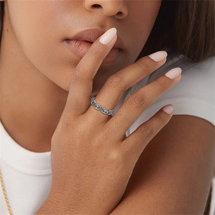 Enchanting Edge Rings