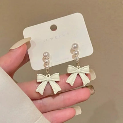 Elegant Leaves Earrings