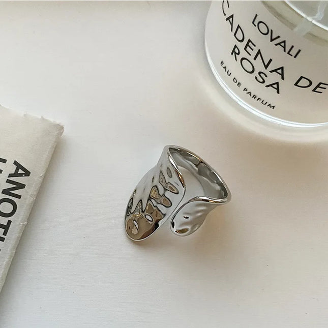 Minimalist Ring