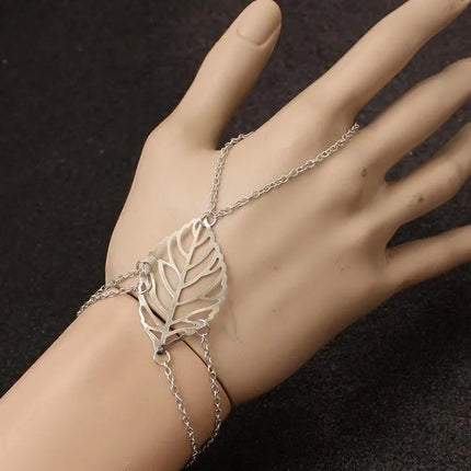 Elegant Leaves Earrings
